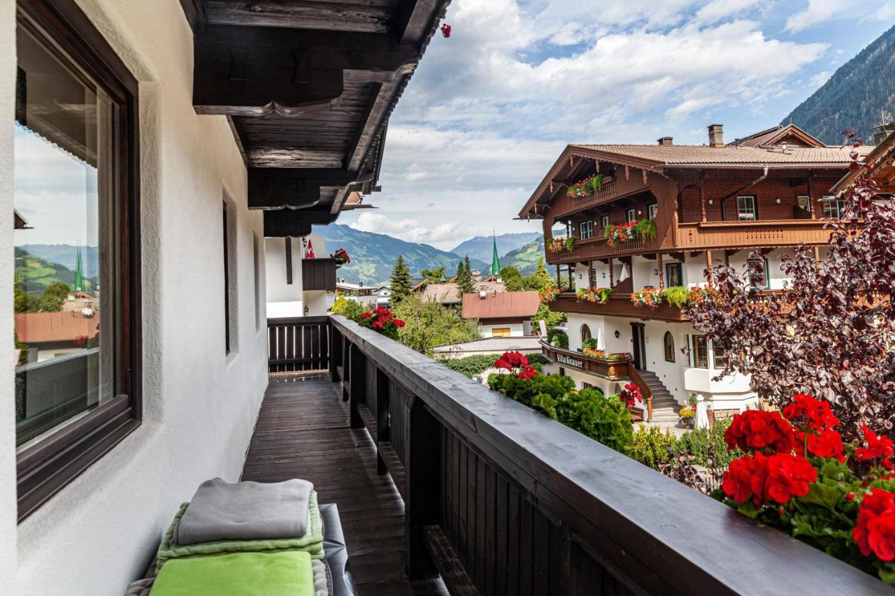 Ferienwohnung Galerie Kaiser Mayrhofen Exterior foto