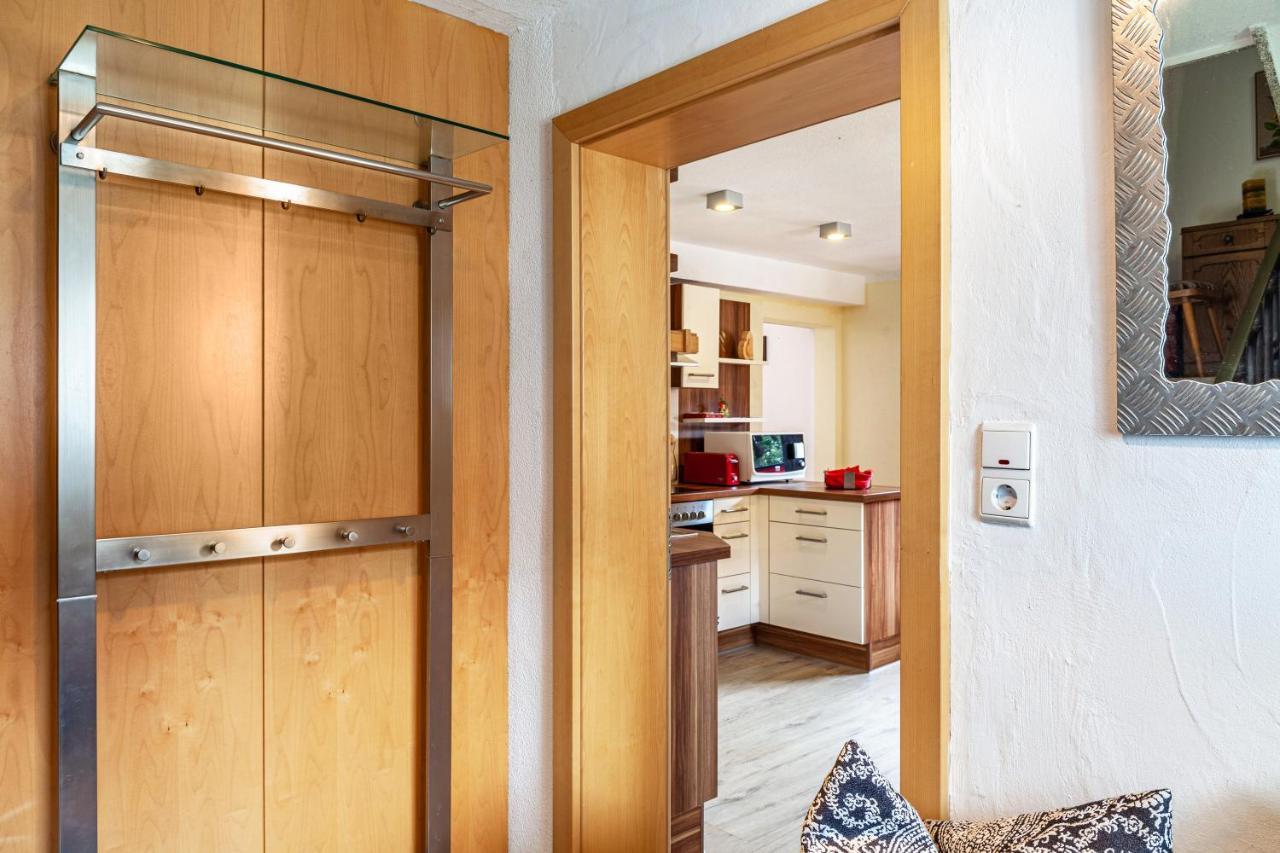 Ferienwohnung Galerie Kaiser Mayrhofen Exterior foto